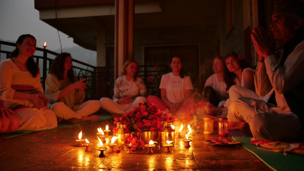 Green Hills Yoga Retreat Похара Екстериор снимка