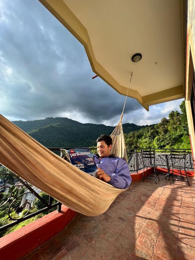 Green Hills Yoga Retreat Похара Екстериор снимка