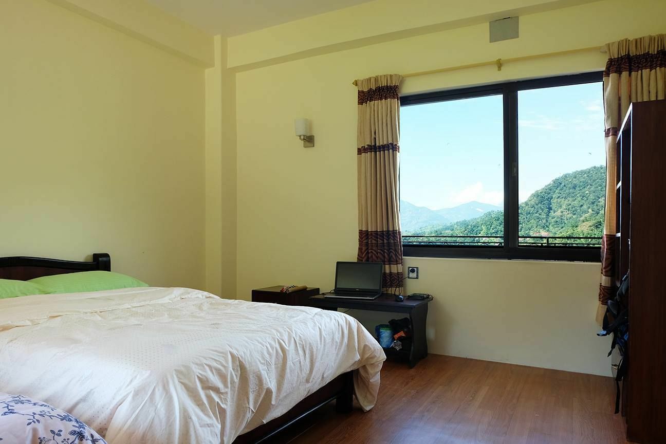 Green Hills Yoga Retreat Похара Екстериор снимка